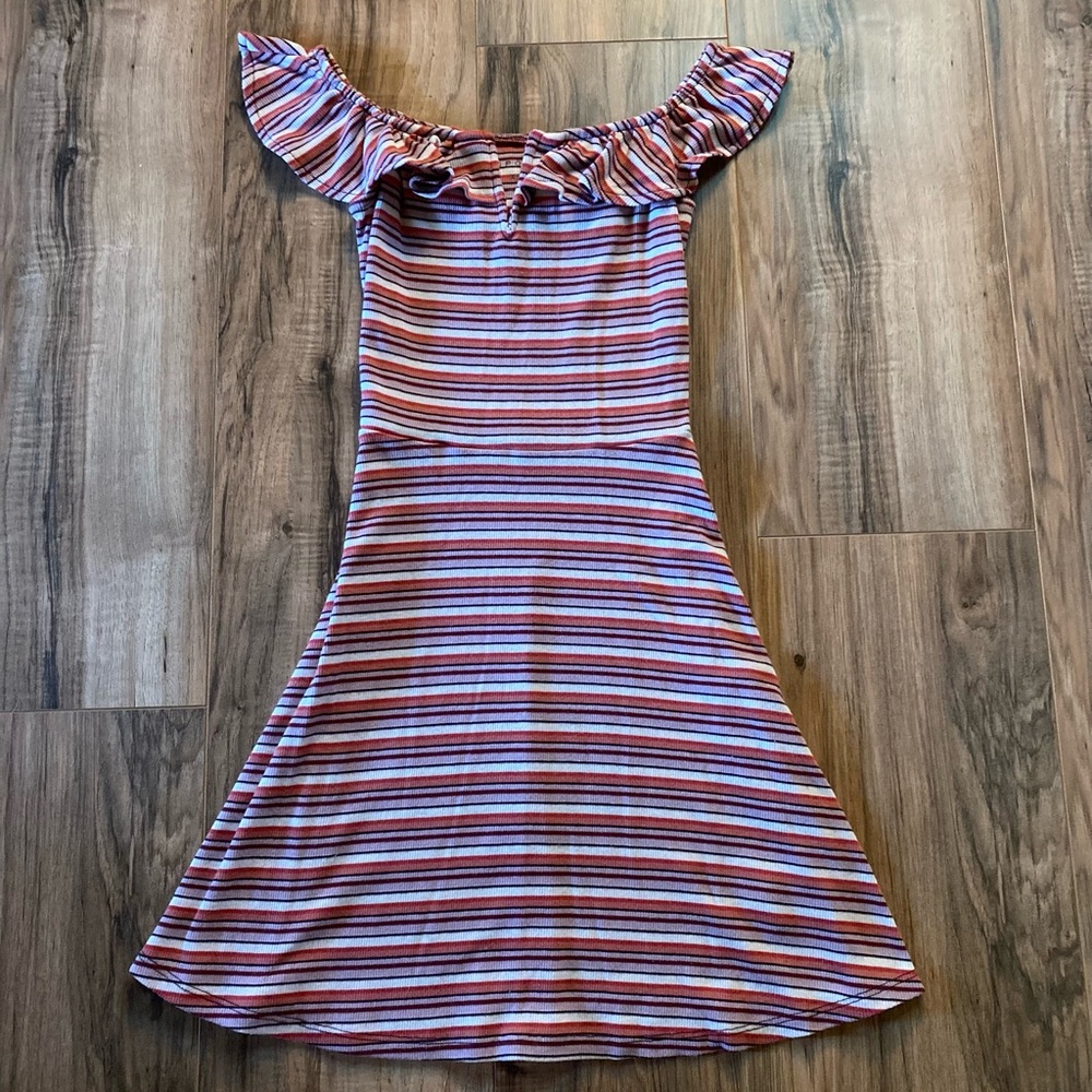 🎶AERO Aline Dress